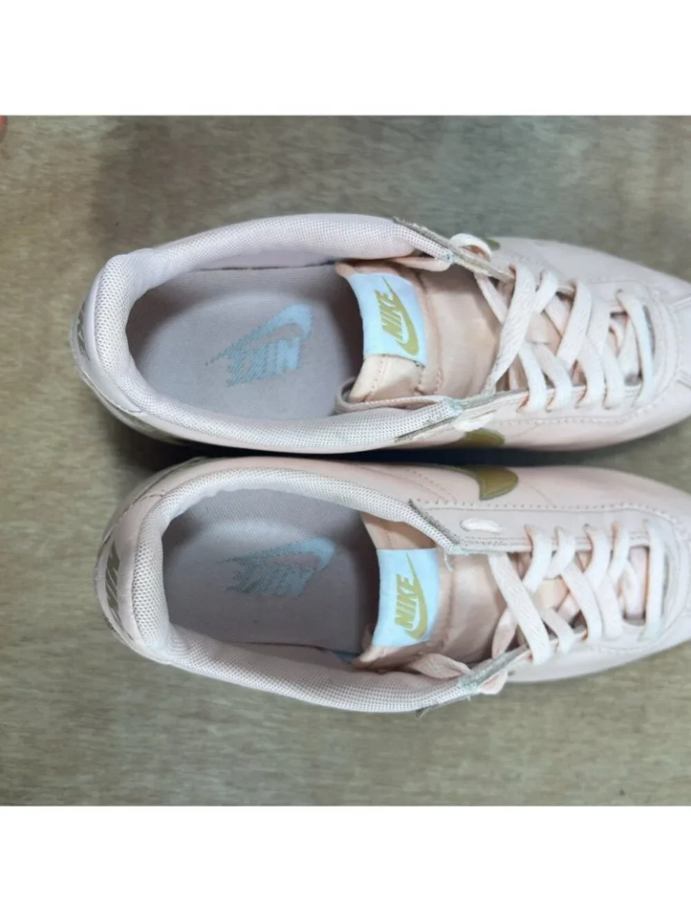 Nike Classic Cortez Women Size 9 Sneakers 807471-800 Casual Leather Pink